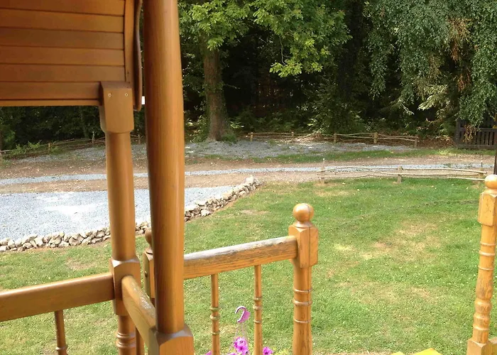 Holiday home Roulotte Du Petit Bois